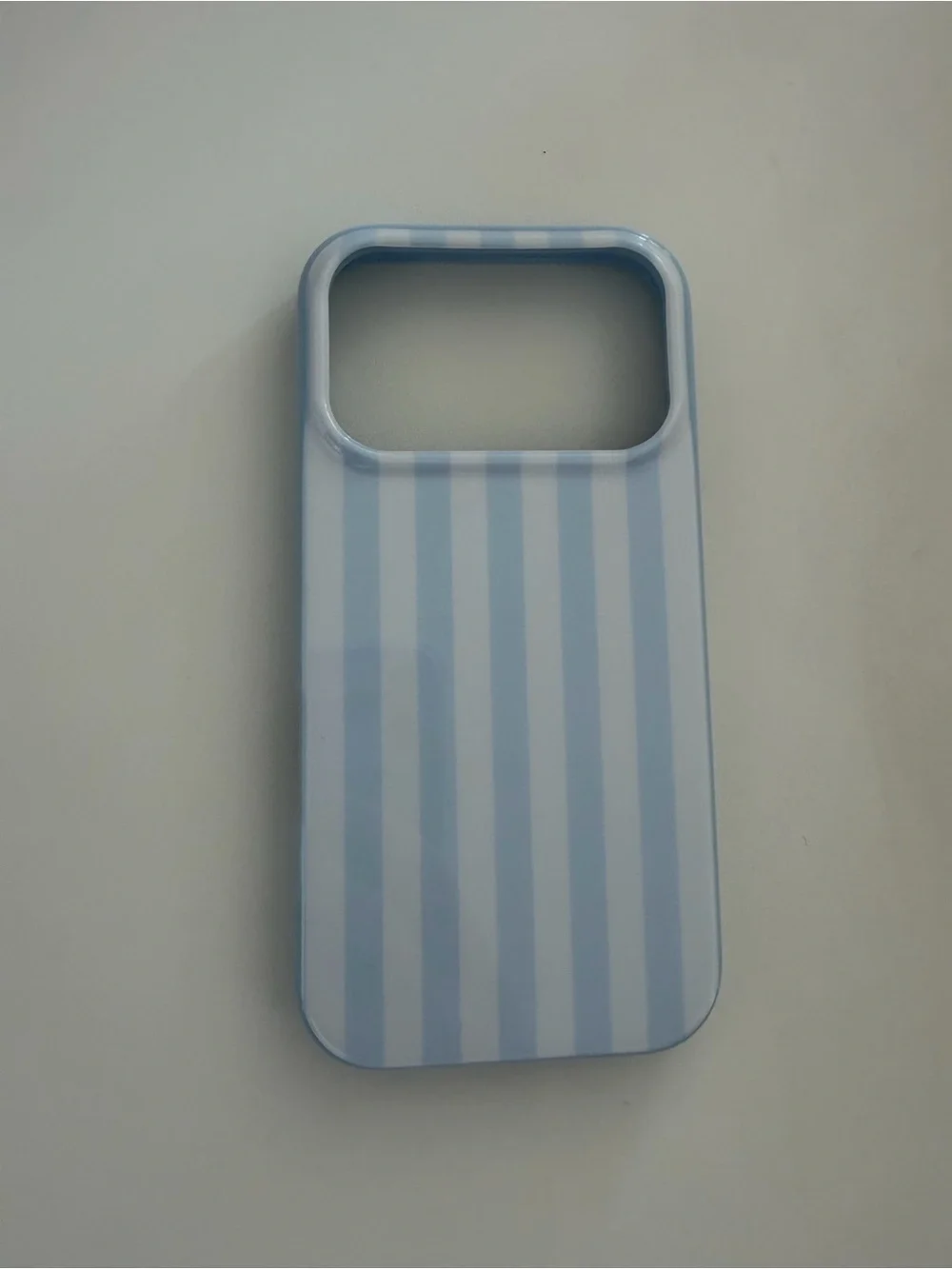 Casely Striped Light Blue iPhone 17 Pro Case